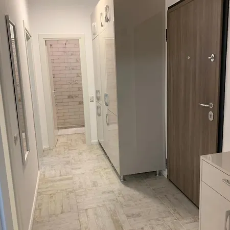 Elda Apartament מאמאיה